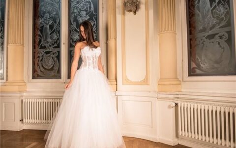 过目不忘的婚纱摄影店名字