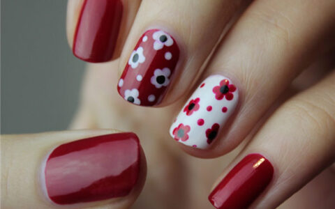 2个字美甲店名称简单大气