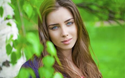 2020年海中金命缺五行的运势