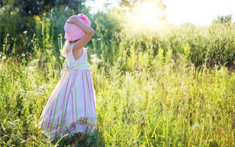 华姓女孩100分名字